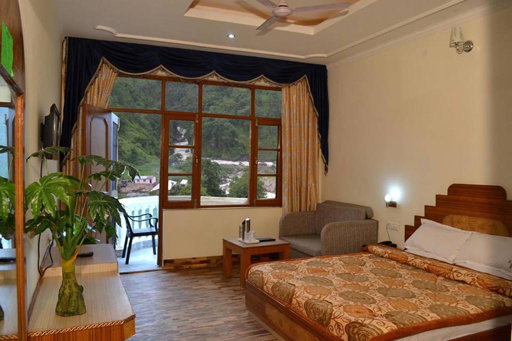 Shivalik Valley Resort