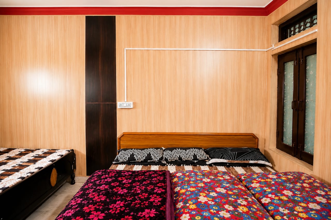 Agarwal House Hotel