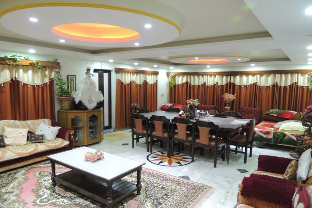 Himalayan Retreat Neelkanth Guest House