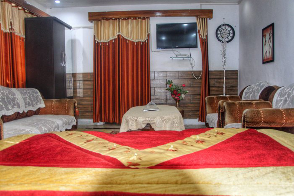 Himalayan Retreat Neelkanth Guest House