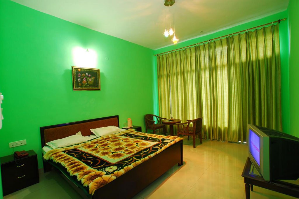 Sarthak Inn Hotel