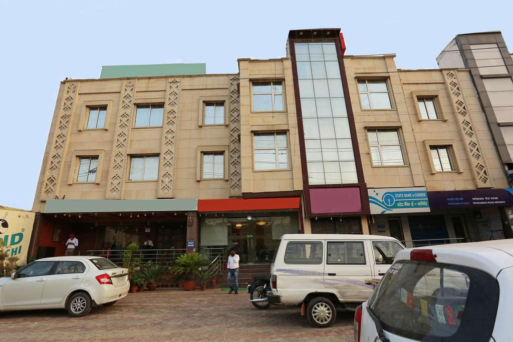 City Square And Suites Hotel Agra