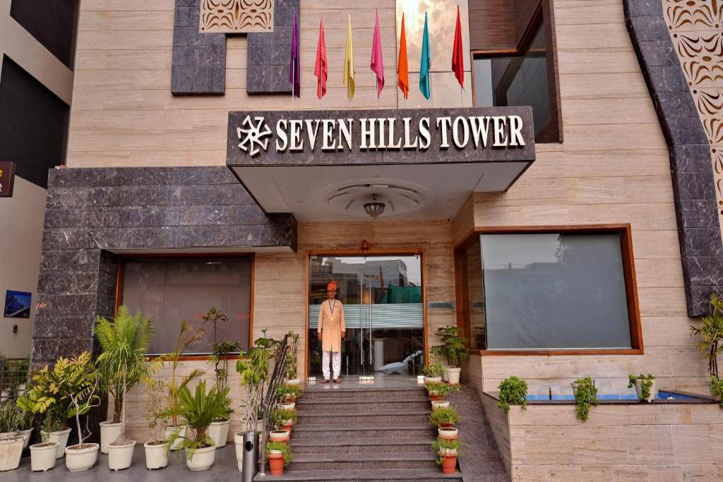 Seven Hills Tower Hotel Agra