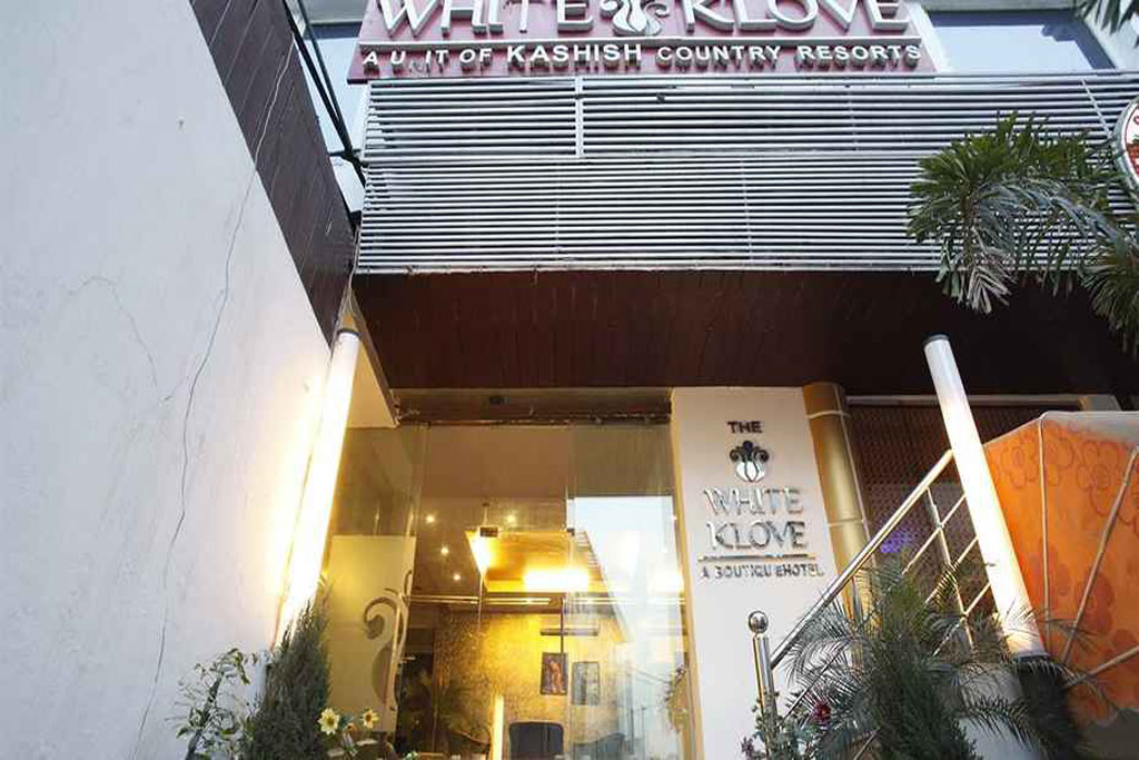 The White klove Hotel Agra