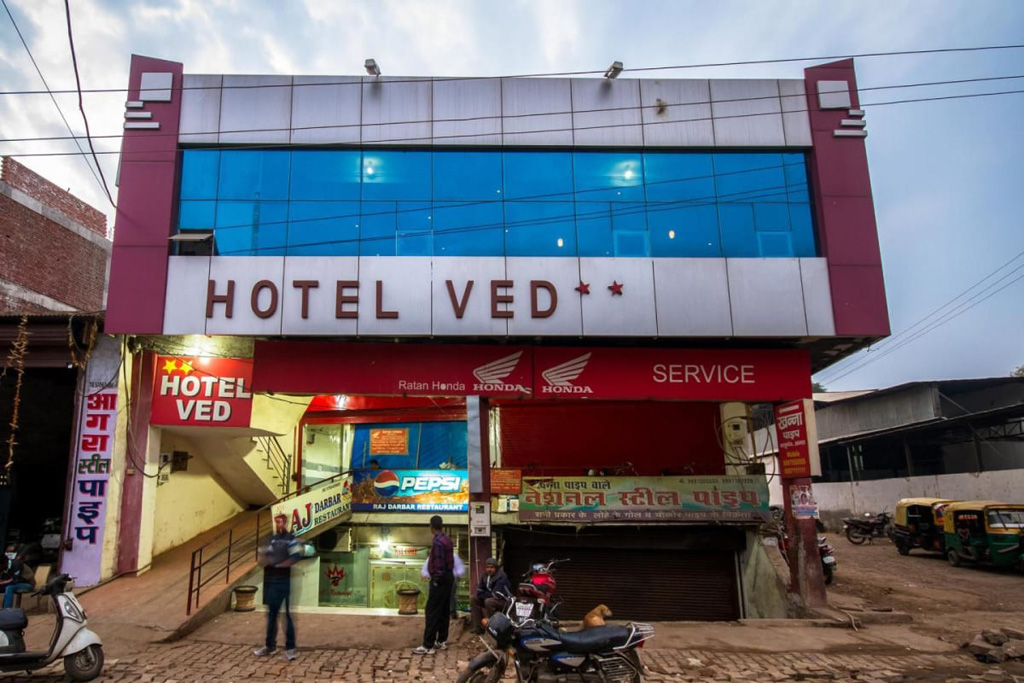 Ved Hotel Agra