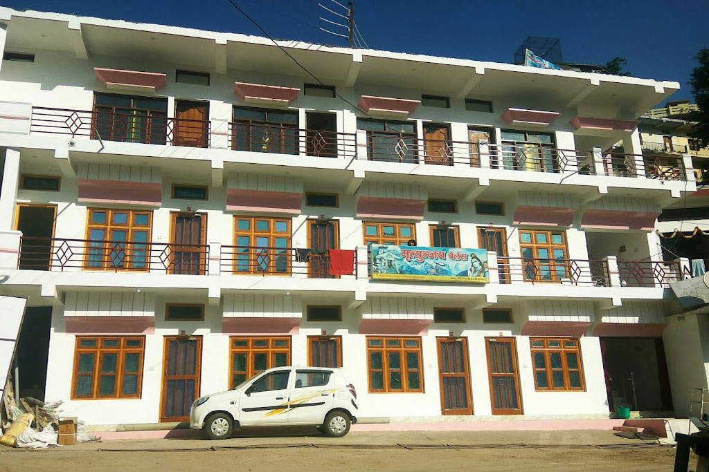 Mrityunjaya Palace Hotel Guptkashi