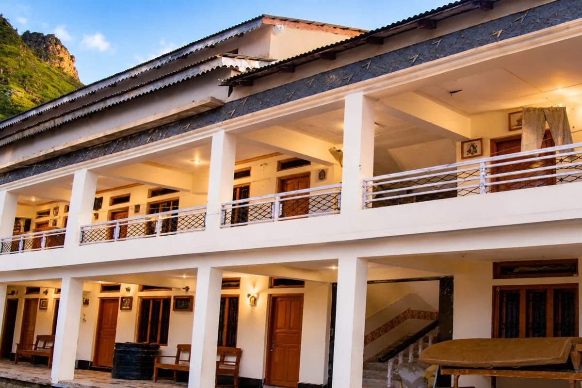 Agarwal House Hotel