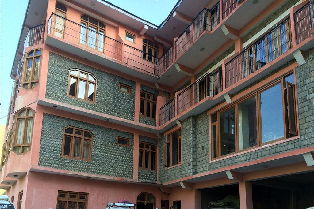 Valley View Hotel Keylong