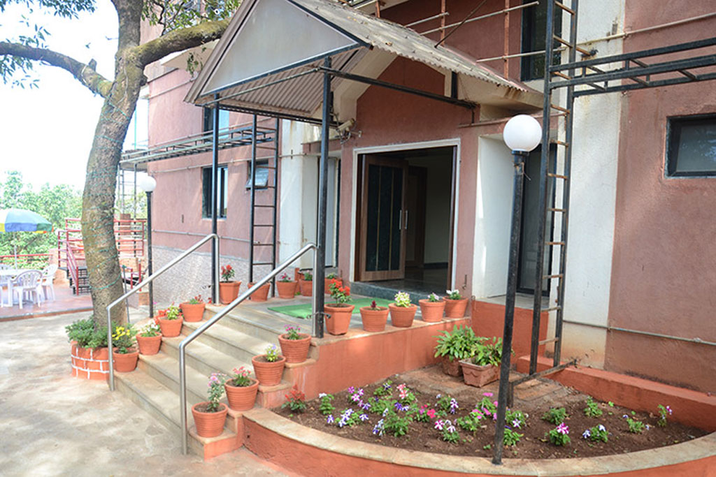 Arya Hotel Mahabaleshwar