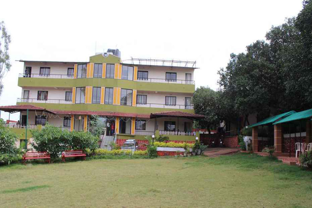 Krishna Continental Hotel Mahabaleshwar