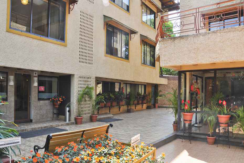 Saket Plaza Hotel Mahabaleshwar