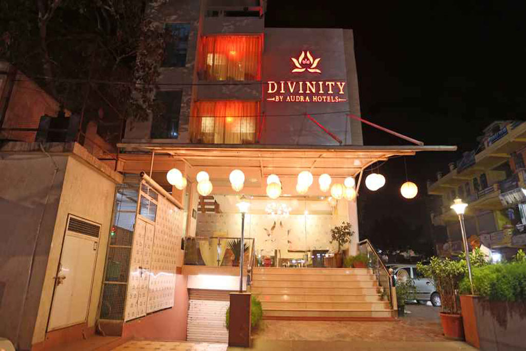 Divinity Hotel Mathura