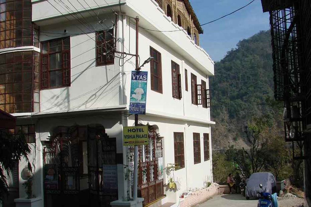 Vyas And Nirvana Yoga Hotel Rishikesh