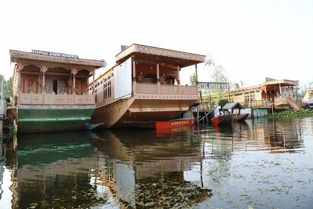 Ajanta Palace Group Of Houseboats Srinagar