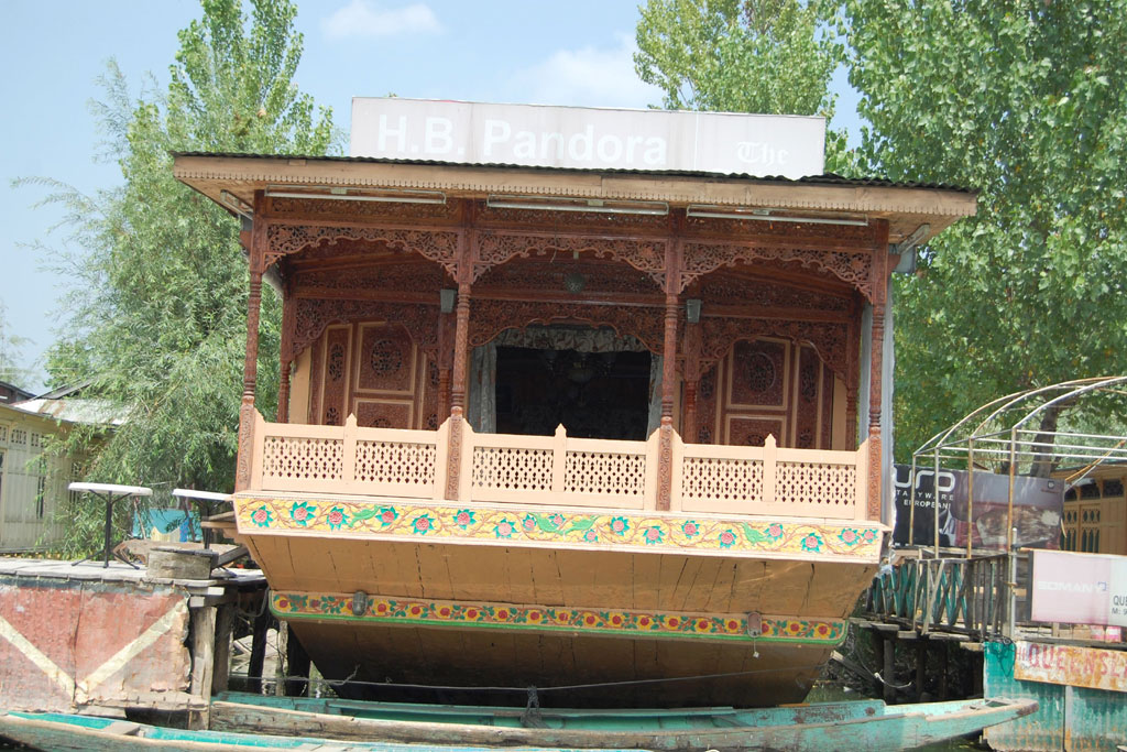 Pandora Houseboat Srinagar