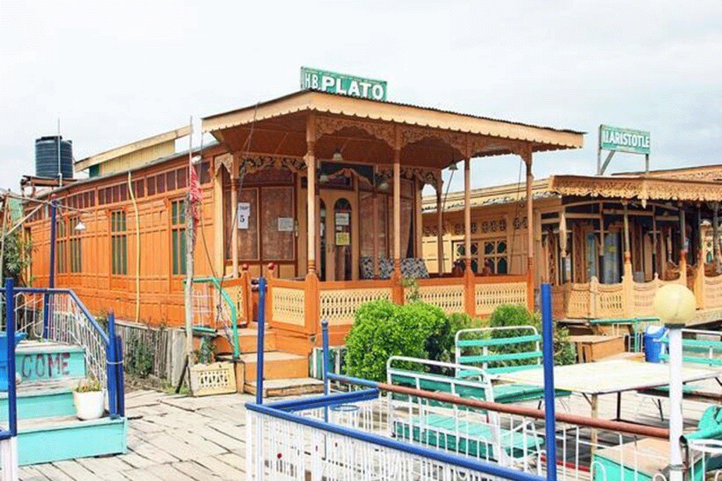 Plato Houseboat Srinagar