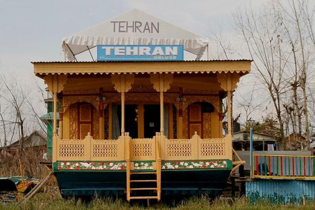 Tehran Houseboat Srinagar